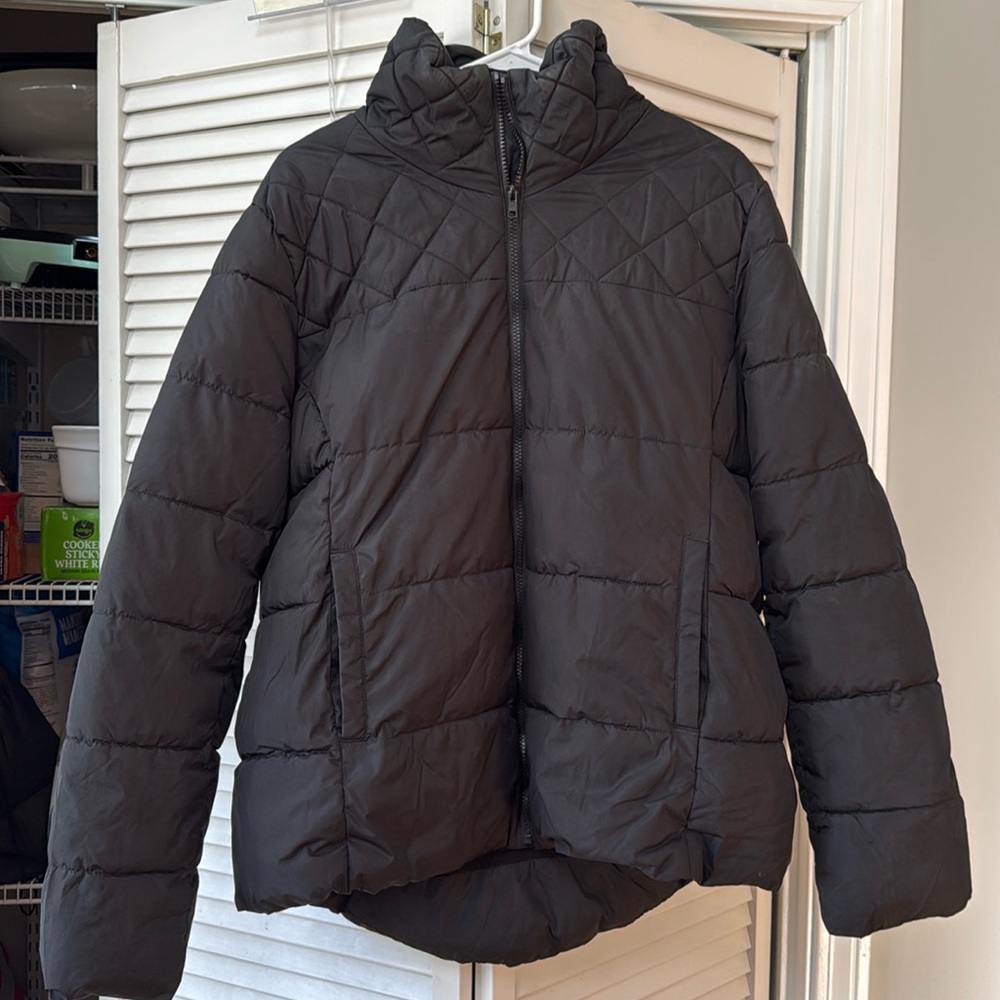 Old navy women’s puffer coat
